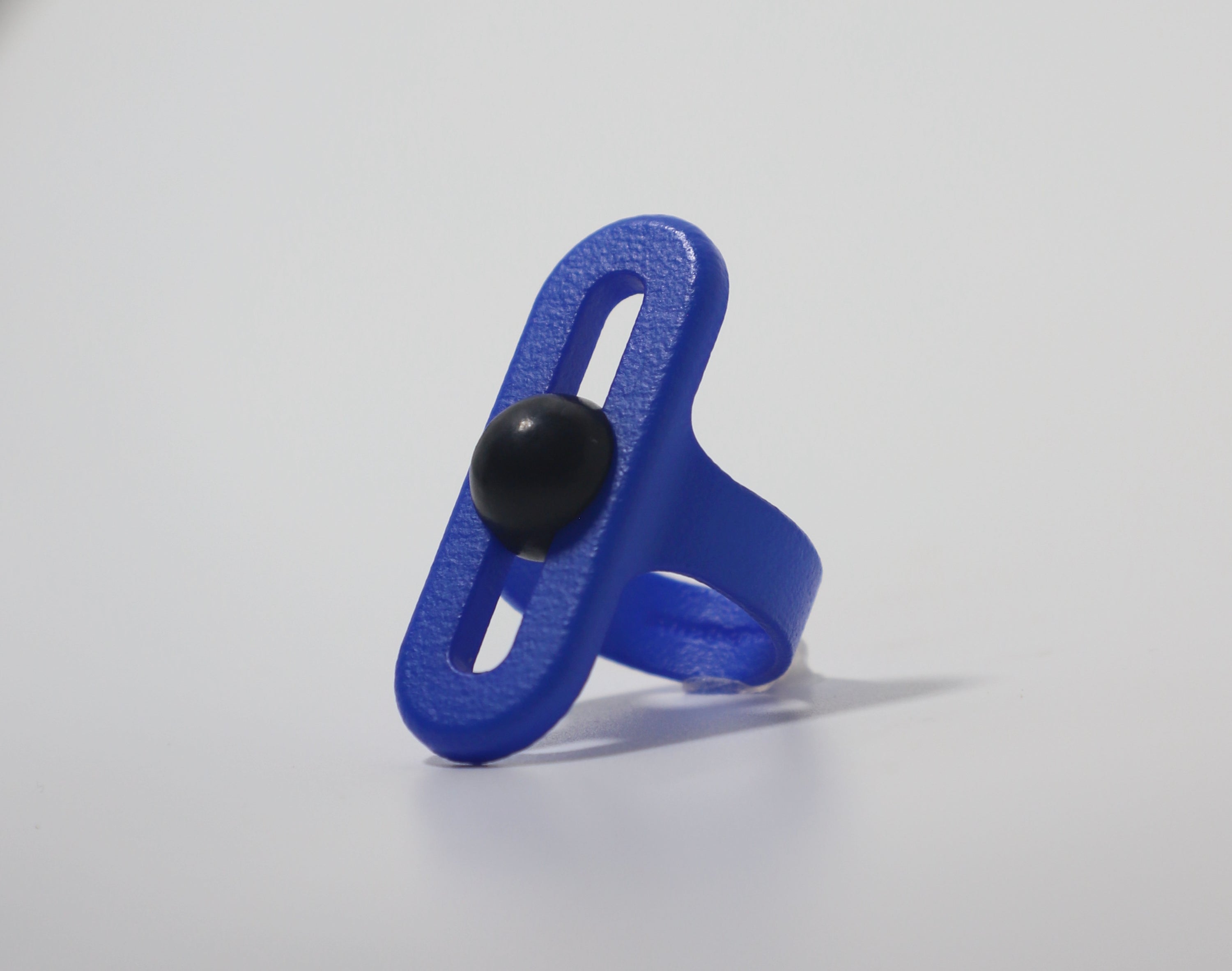 005 CALM RING BLUE NYLON